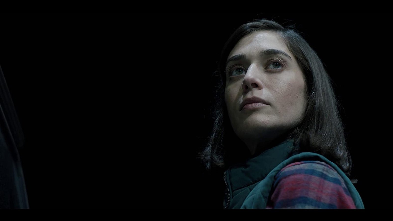Lizzy Caplan: de gótica em Mean Girls a protagonista de Castle Rock